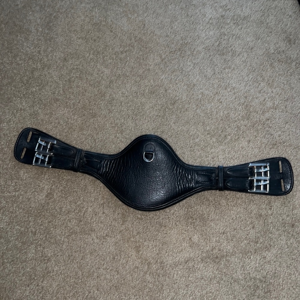 24” Schleese contoured girth for monoflap or dressage saddle